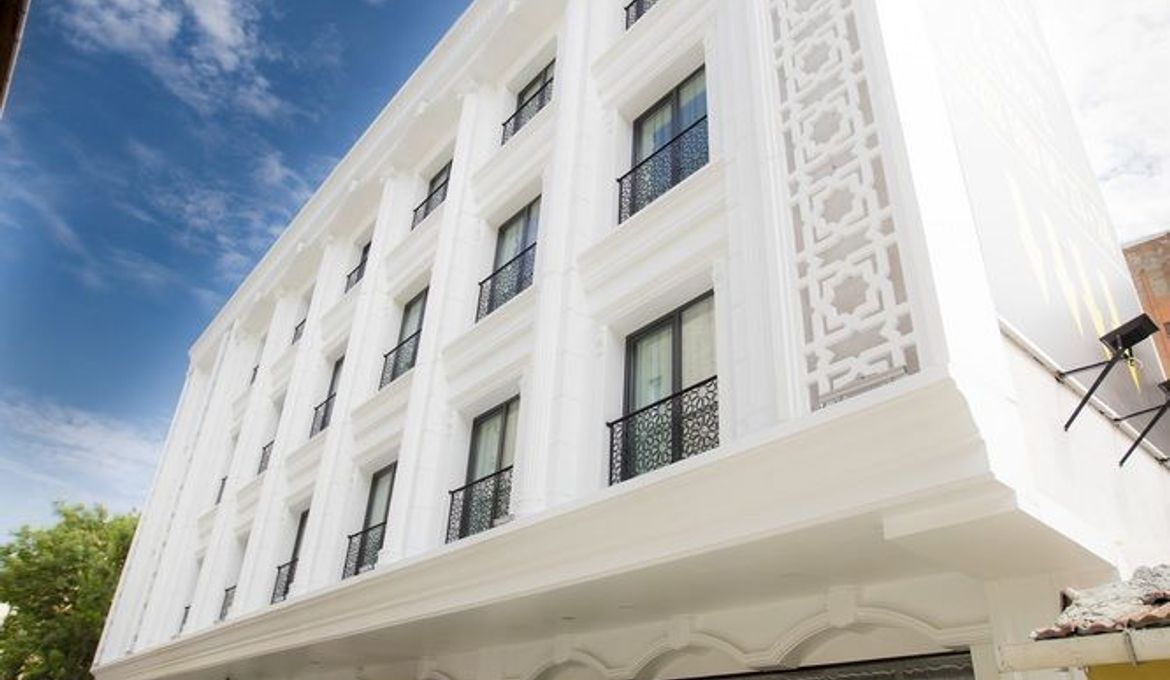 Royal Inci Airport Hotel