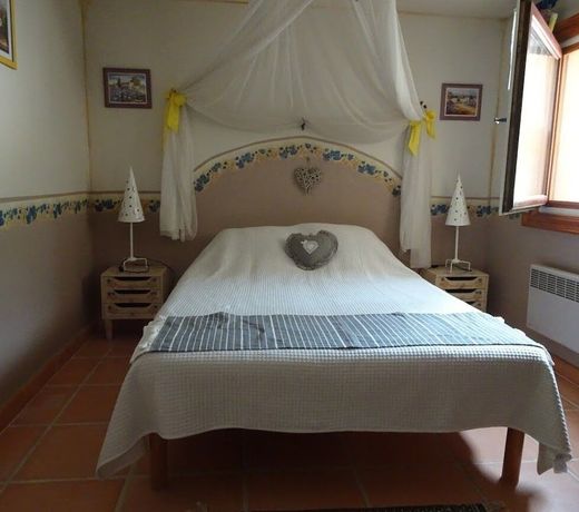 Locaspera