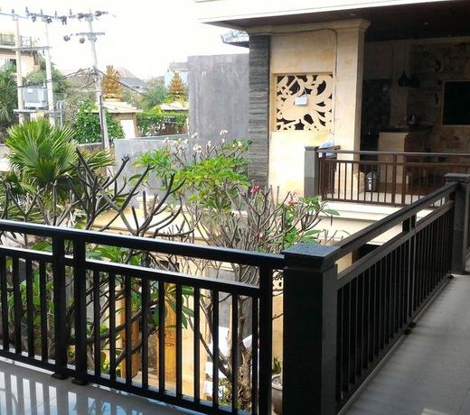 Arindra Villa