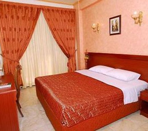 AL MADINAH (CITY HOTEL)