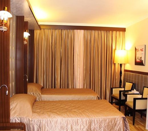 Al Khaleej Grand Hotel