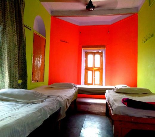 Yogi Lodge