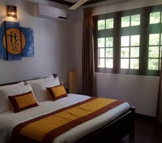 OYO 403 Kandy Green View Bunglow