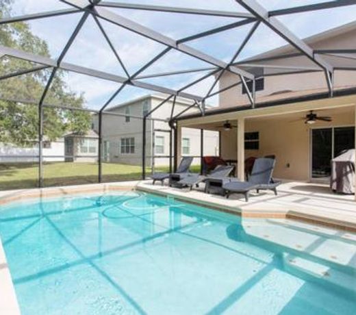 Clearwater Holiday Home