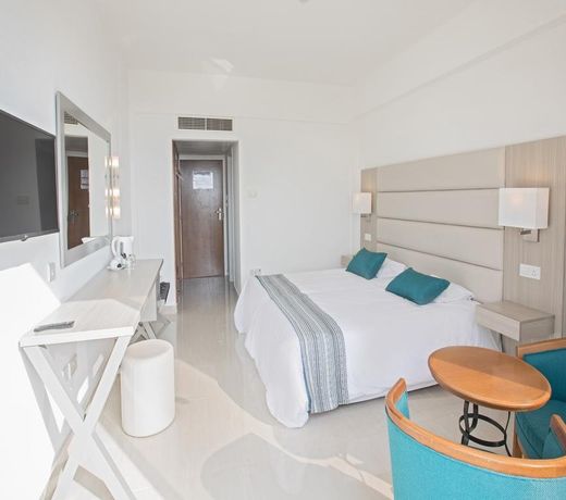 Anmaria Beach Hotel & Spa