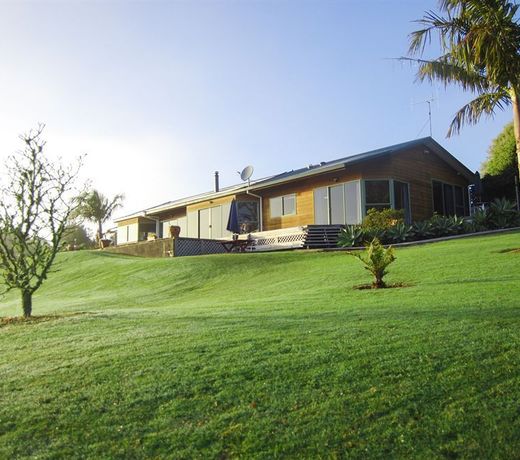 Te Awa Lodge