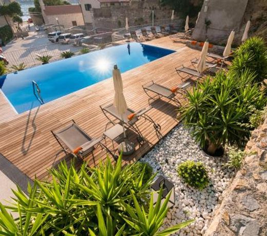 Arbiana Heritage Hotel