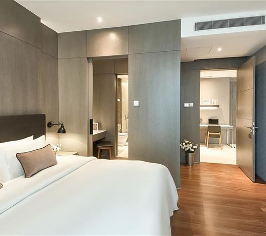 VE Hotel & Residence