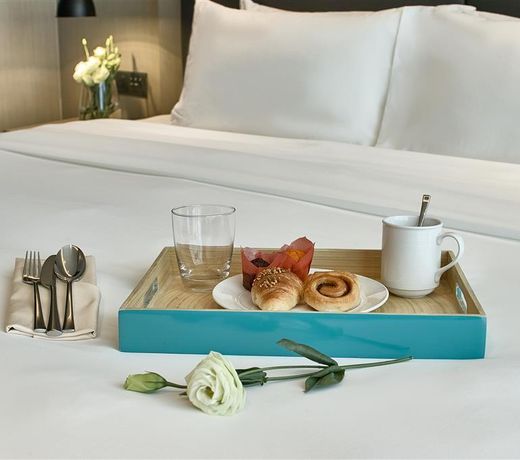 VE Hotel & Residence