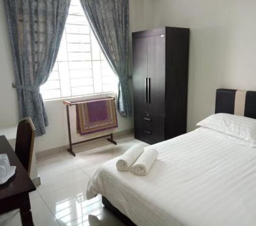 Hotel Mutiara KGMMB