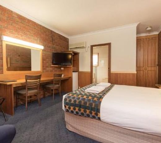 Early Australian Motor Inn