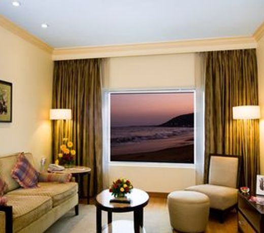 The Gateway Hotel Beach Road