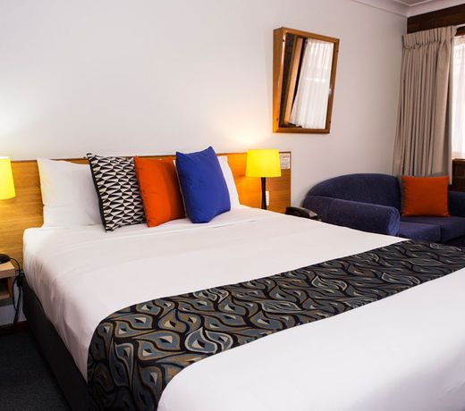Country Pathfinder Motor Inn