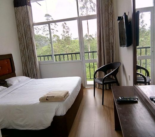 Hill Cool Hotel & Restaurant