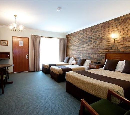 Golden Grain Motor Inn