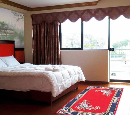 Swan Hotel