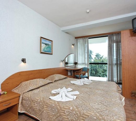 Park Hotel Briz - All Inclusive & Free Parking