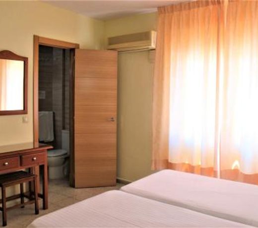 Hotel Cabello