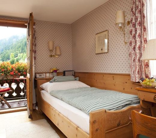 Hotel Chesa Grischuna