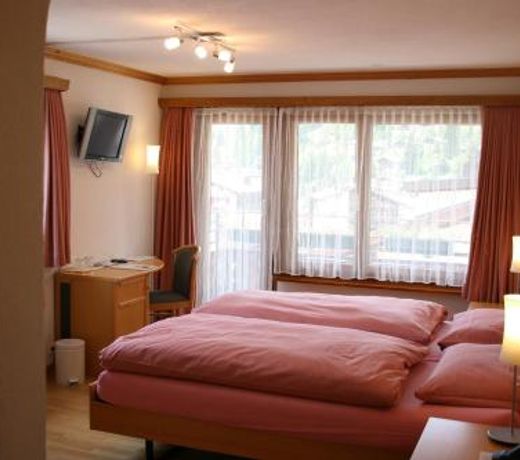 Cresta Hotel