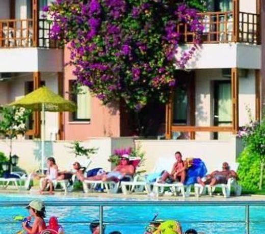 Cande Festival Hotel