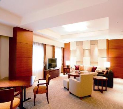 Akita Castle Hotel