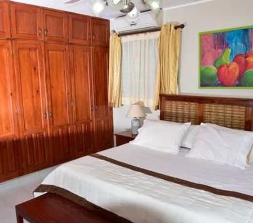 CLUB RESIDENCIAL