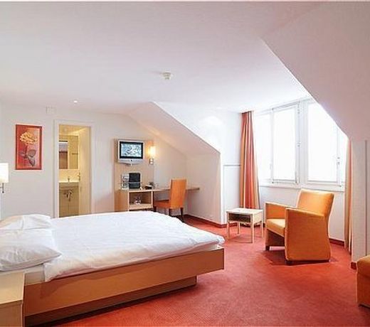 The HEY HOTEL