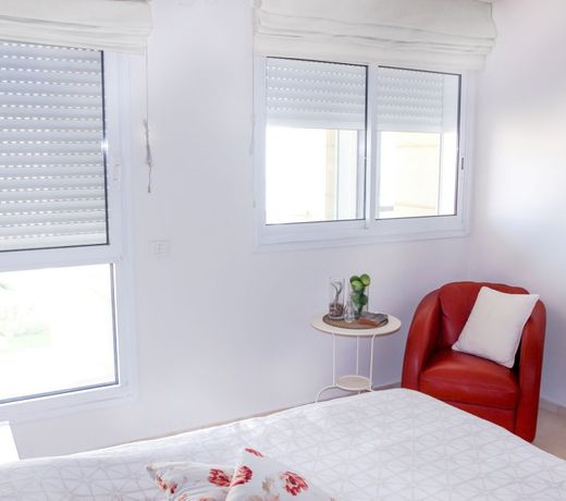 Calm Beach Haven Resort Herzliya Marina