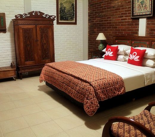 ZEN Rooms Sukamekar Surya Sumantri