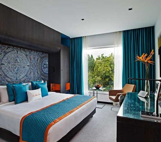 Hotel Zone By The Park Raipur