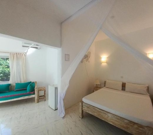 Watamu Beach Cottages B&B