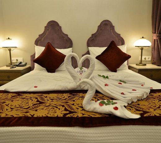The Shahut Hotel