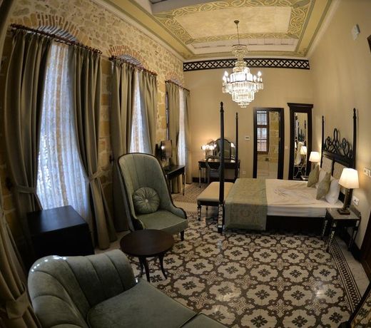 The Shahut Hotel