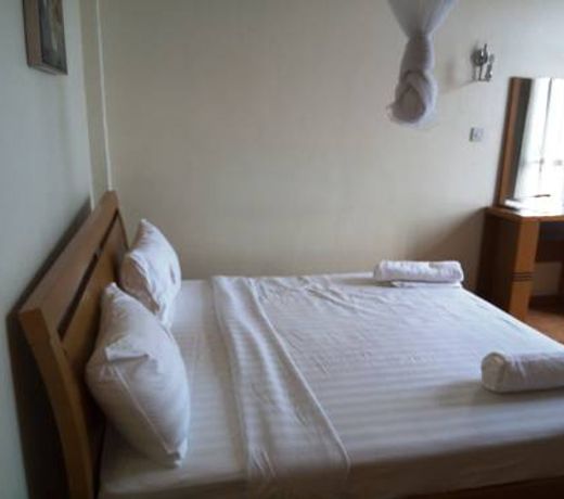 Aponye Hotel
