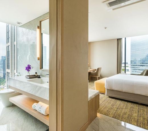 SKYVIEW Hotel Bangkok - SHA Extra Plus