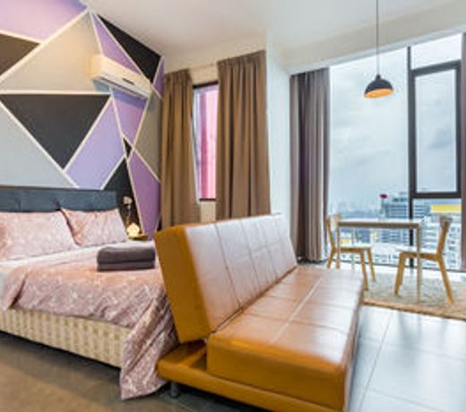 Luzzeri Suite Empire Damansara