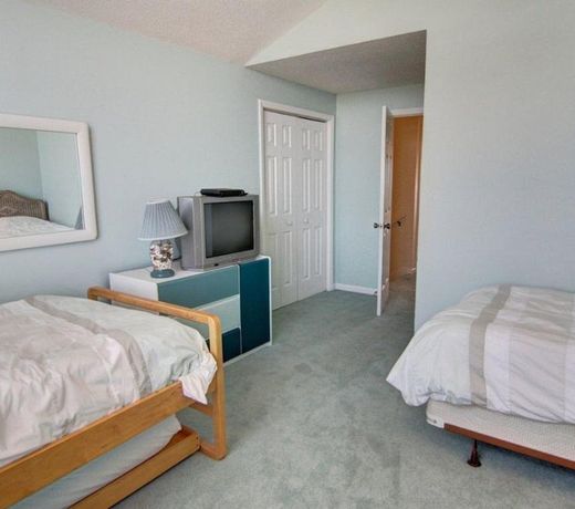 Boardwalk Duplex - 6 Br Home