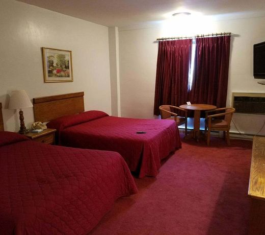 Woonsocket Motor Inn