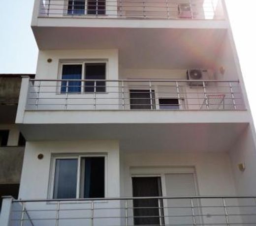 Spiro Guest House