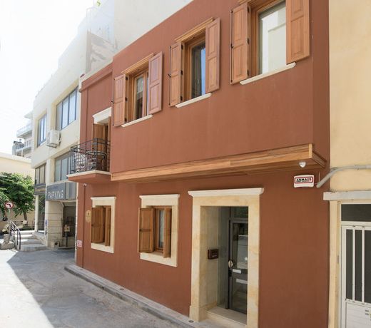 Candia Suites & Rooms