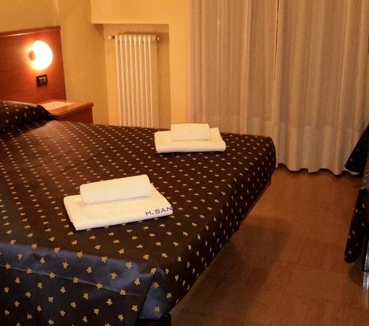 Hotel Sanson