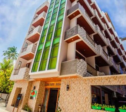 Triton Beach Hotel & Spa