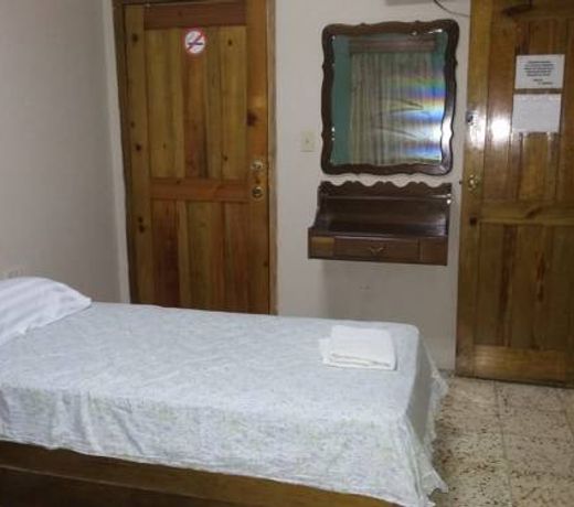 Hotel & Hostal Costa Inn