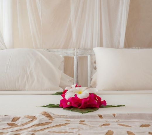 Seven Islands Resort