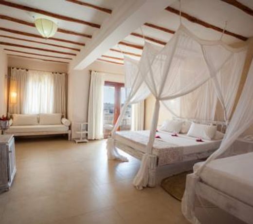 Seven Islands Resort