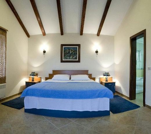 Villa White Beauty Lapcici