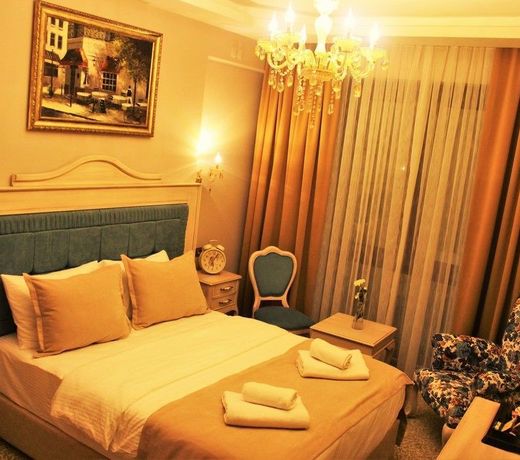 Vendome Hotel