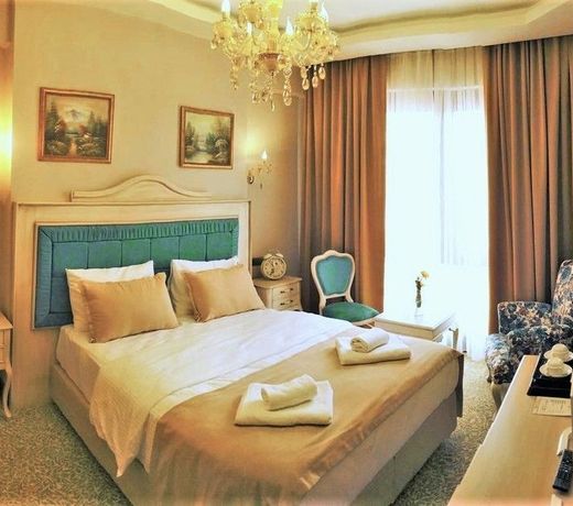 Vendome Hotel