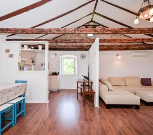 Apartment Mediterranean